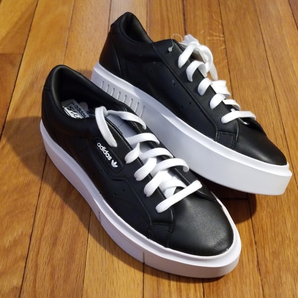 🆕️ Adidas SLEEK SUPER W - Picture 1 of 7